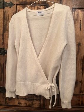 Old Navy SO SOFT Cream Wrap Sweater - Cozy V-Neck Tie Cardigan